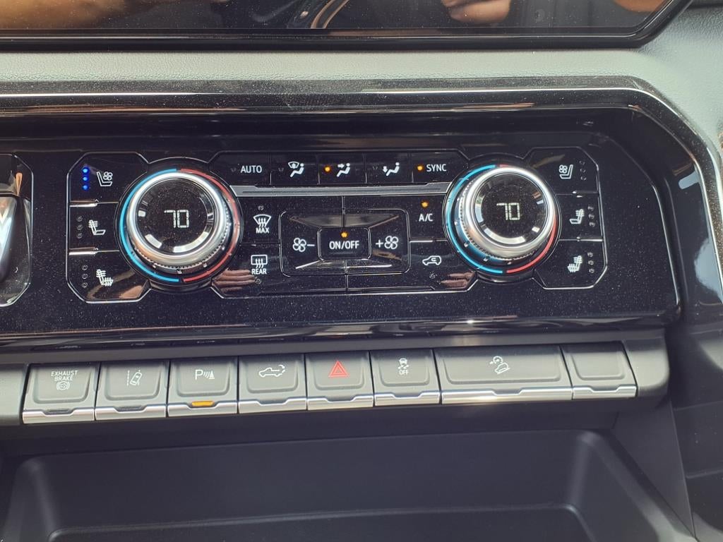 2025 GMC Sierra 2500 HD AT4