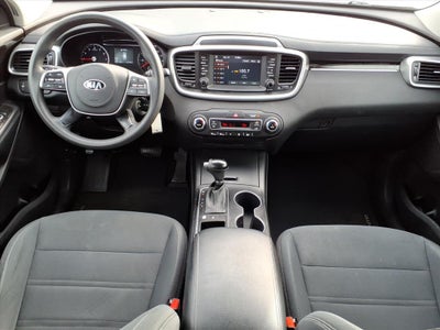 2019 Kia Sorento LX V6