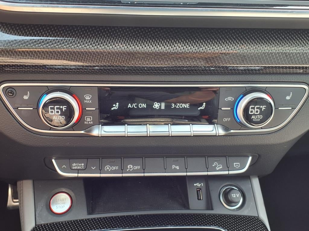 2022 Audi SQ5 Premium Plus