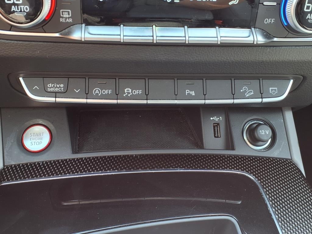 2022 Audi SQ5 Premium Plus