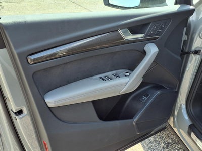 2022 Audi SQ5 Premium Plus