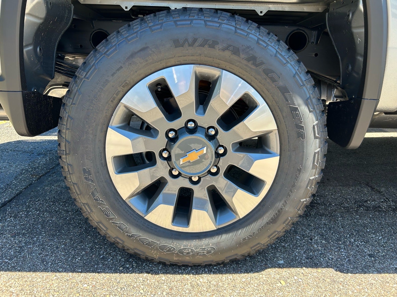 2026 Chevrolet Silverado 2500 HD Custom - Photo 6