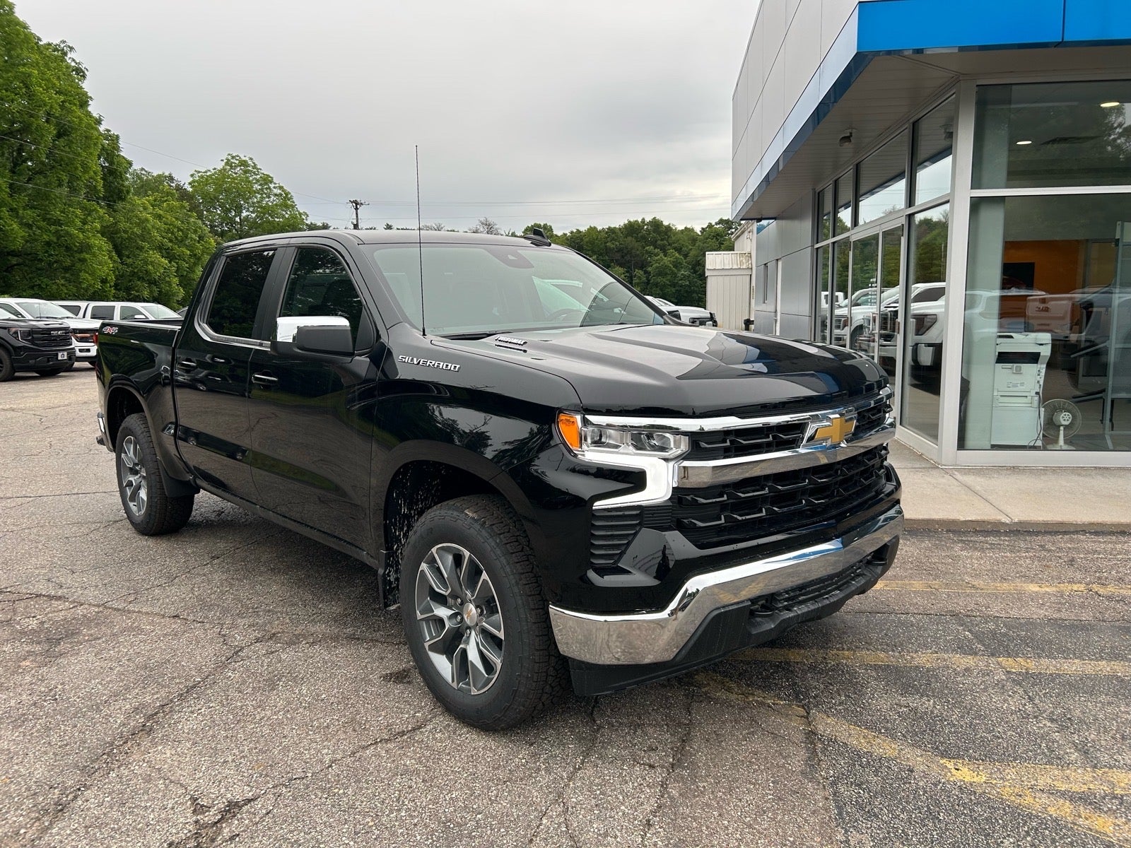 2026 Chevrolet Silverado 1500 LT (2FL)