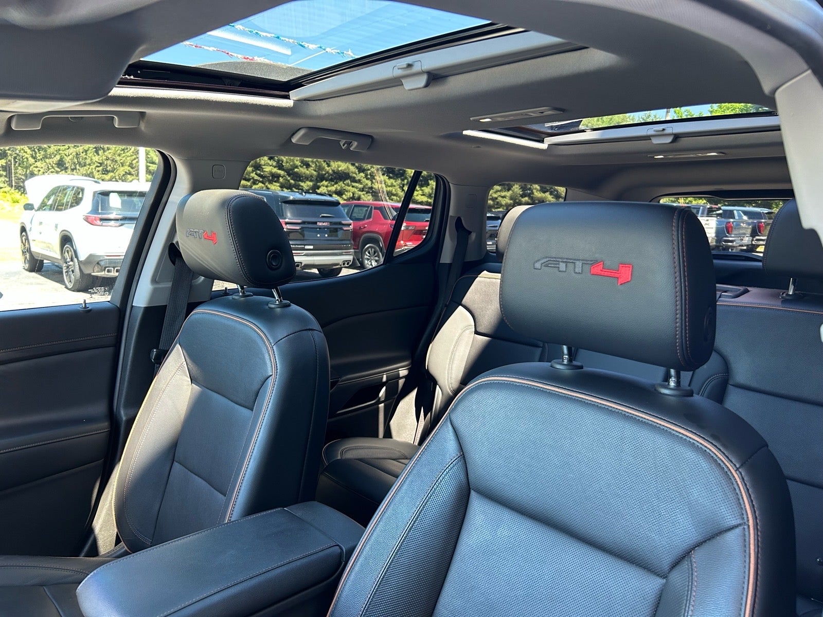 2020 GMC Acadia AT4