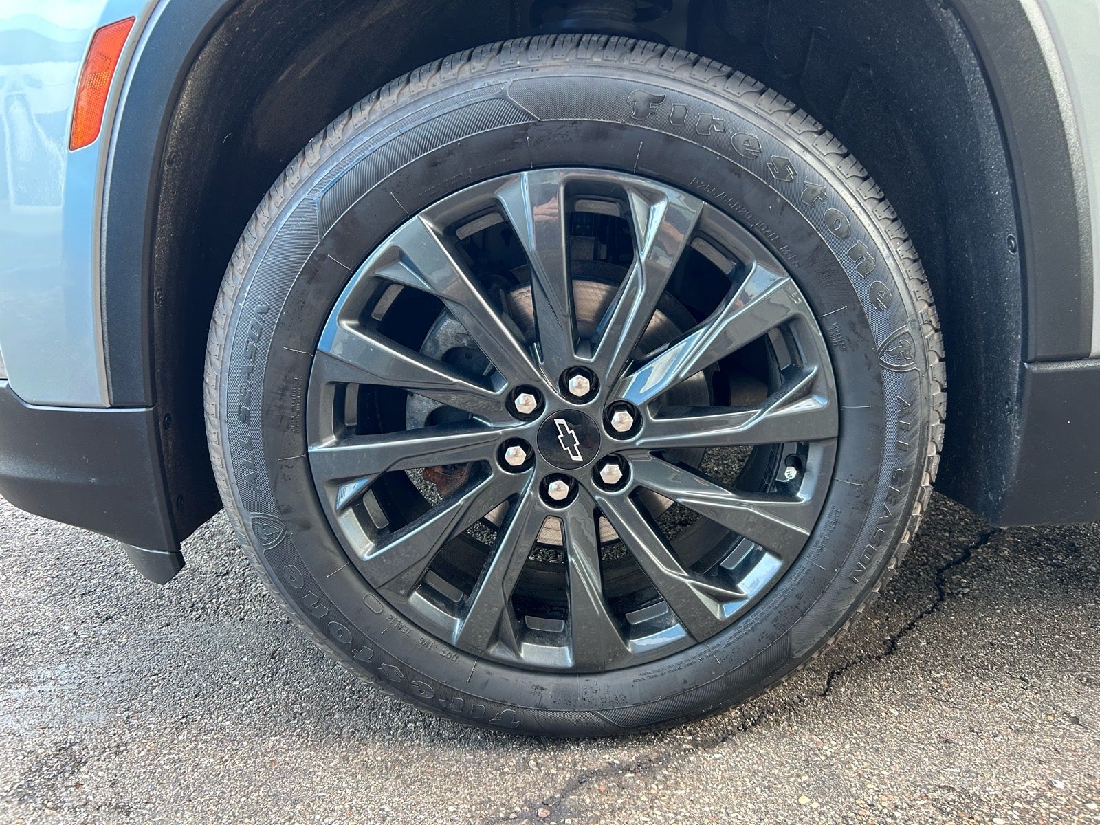 2023 Chevrolet Traverse RS