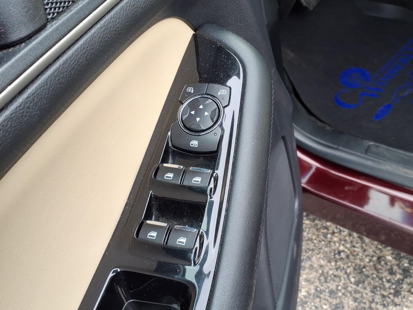 2020 Ford Edge SEL