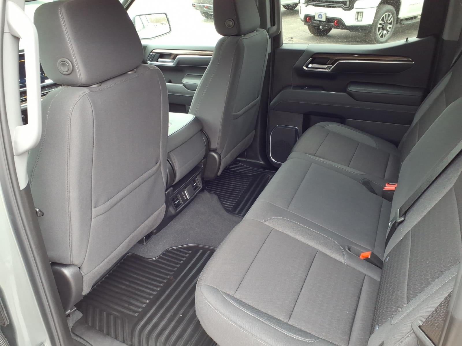 2025 Chevrolet Silverado 1500 LT (2FL)