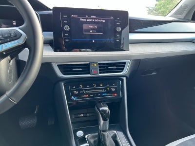 2025 Volkswagen Taos SE