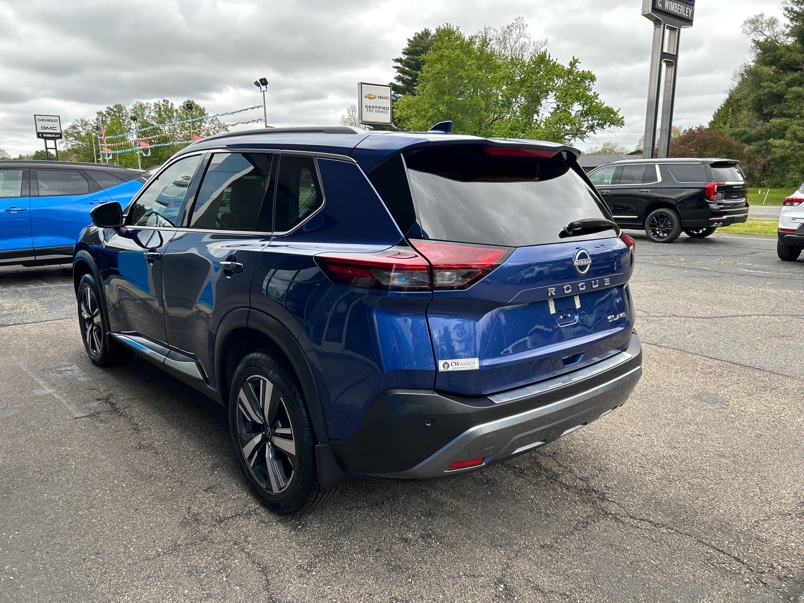 2023 Nissan Rogue SL